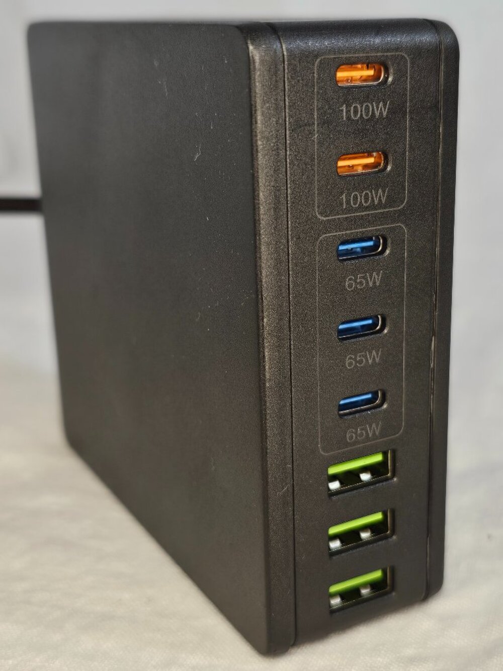 440W 8-Port USB Hub Compact Charging Station USB-C USB-A Desktop Charger Adapter